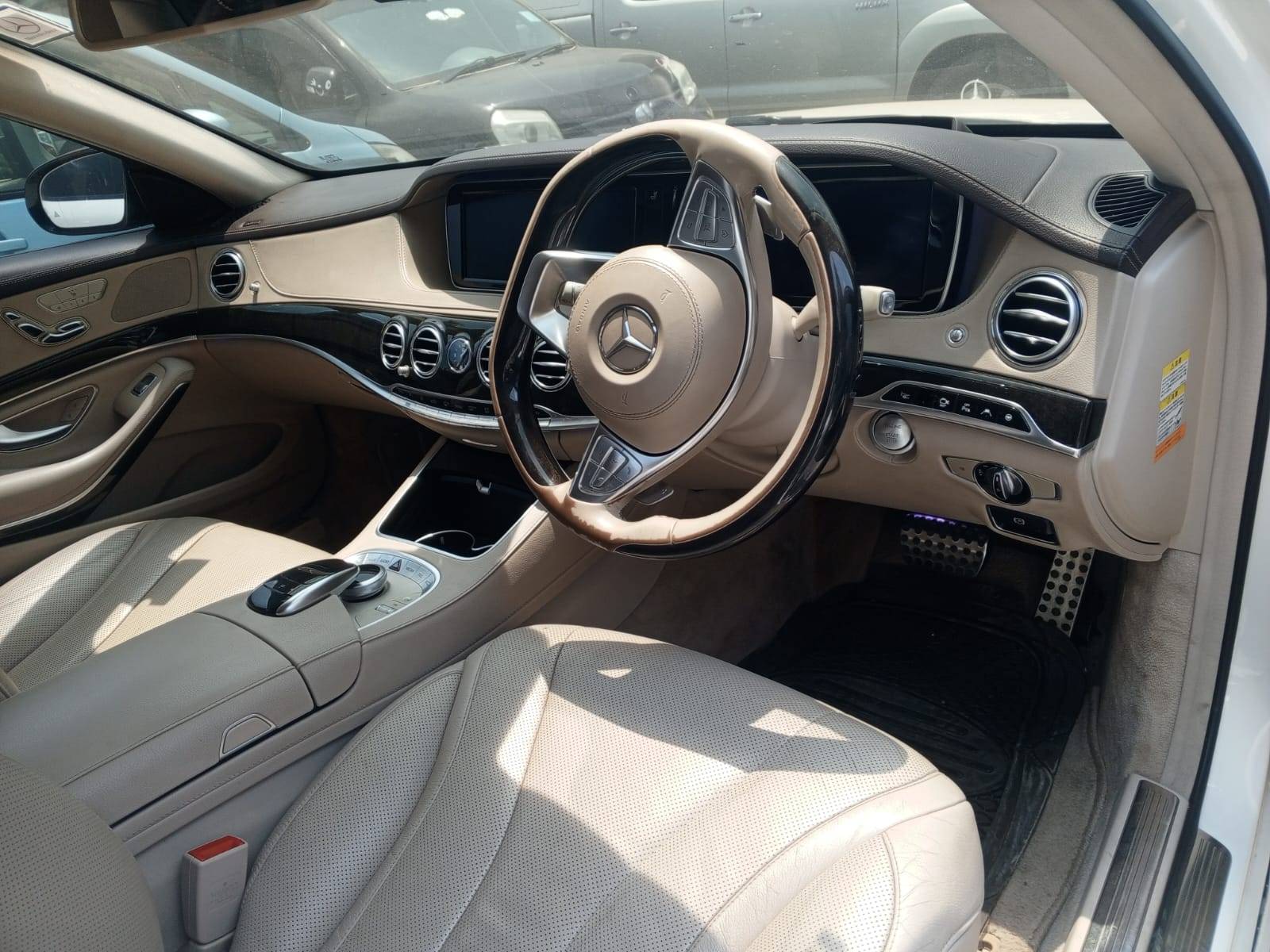 Mercedes S-Class image 3
